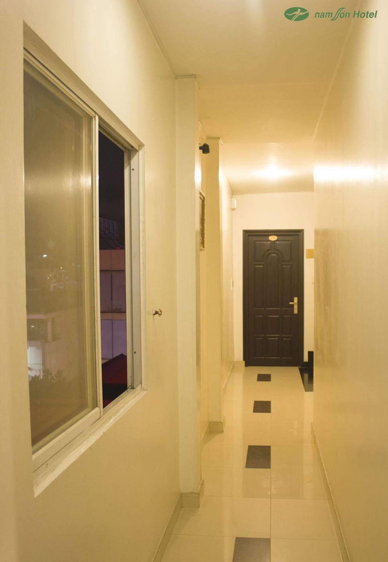 Nam Son Hotel *